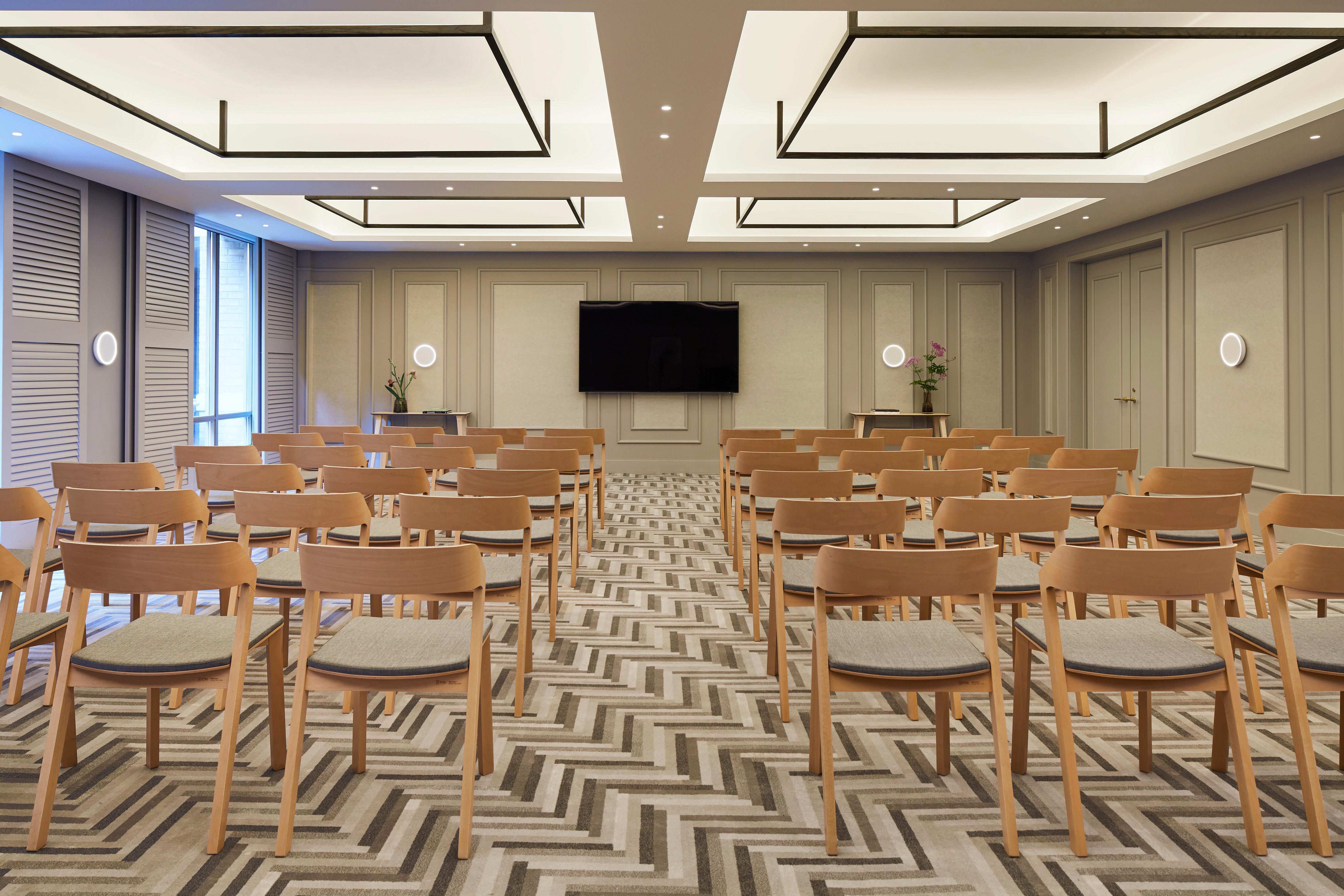 Kimpton Saint George By Ihg
